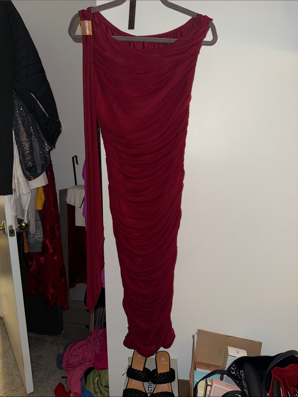 SHEIN Burgundy Ruched Off-Shoulder Maxi Skirt